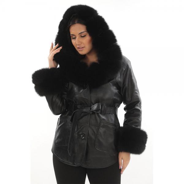 Дамско кожено палто с качулка 