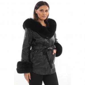 Дамско кожено палто с качулка