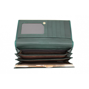 Дамски портфейл естествена кожа  и лак цвят зелен  код:90043