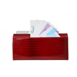 Дамски портфейл от естествена кожа и лак цвят червено код:90021