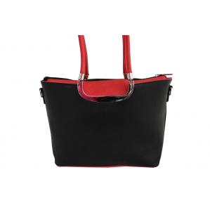 Дамска чанта от еко кожа цвят черен комбиниран с червено