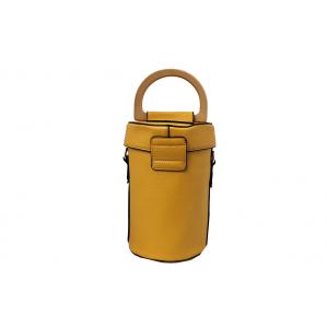 Екстравагантна малка Дамска Чанта от Еко Кожа цвят сигнално жълто