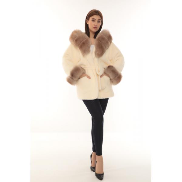 Ексклузивно Дамско палто Алкантара - цвят бежов